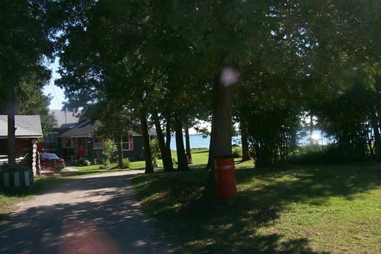 Manitowaning Wee Point Resort المظهر الخارجي الصورة